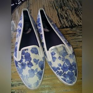 Michael kors slip on tennis shoes